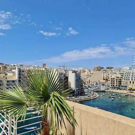 2 Bedroom Seafront Duplex Penthouse In The Heart Of Spinola Bay *