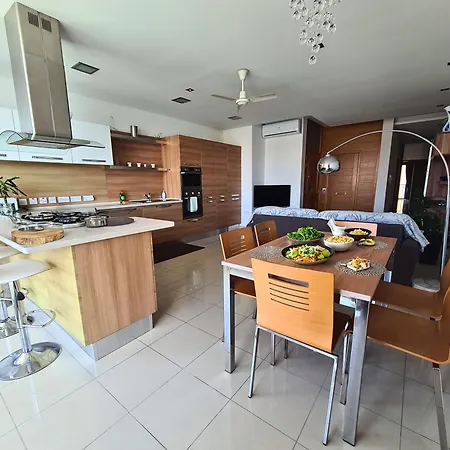 2 Bedroom Seafront Duplex Penthouse In The Heart Of Spinola Bay